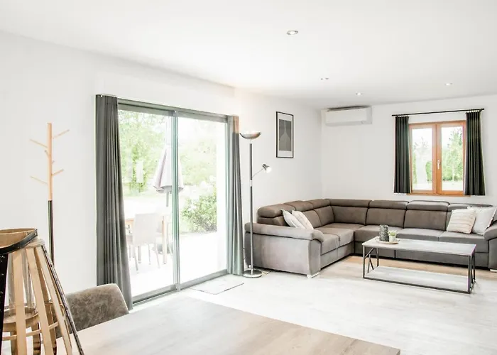 Bleu 39 En 40 Combi * 拉卡佩勒-马里瓦勒