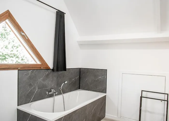 Bleu 39 En 40 Combi * 拉卡佩勒-马里瓦勒